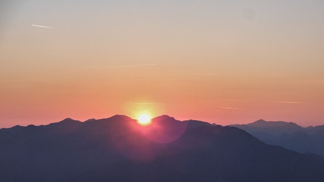 Mountain sunrise tour